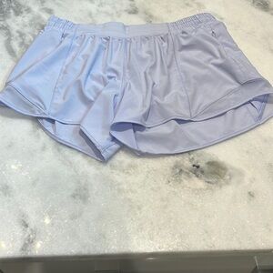 Lululemon 2.5 Hotty Hot Shorts